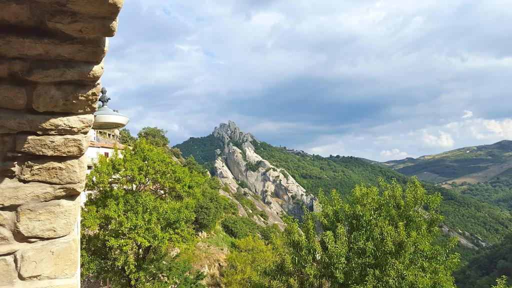 Ferienwohnung Casa Dell'Avventura Castelmezzano Exterior foto