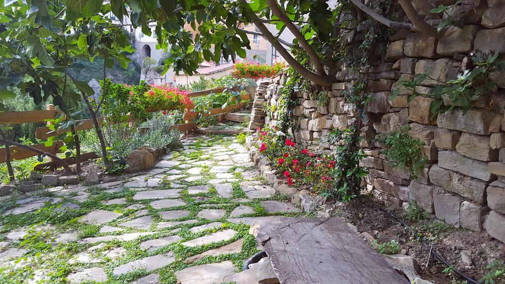 Ferienwohnung Casa Dell'Avventura Castelmezzano Exterior foto